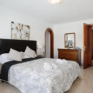  Villa Munoz Spain